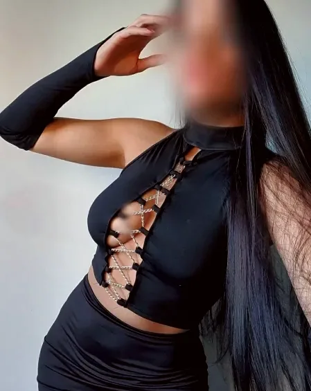 Bernadette, 22