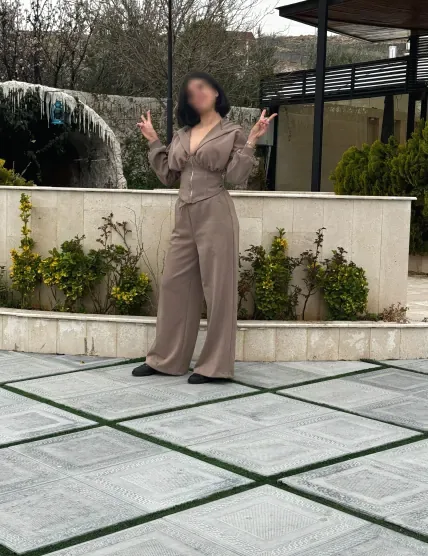 Celine, 34