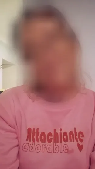 Clara, 38