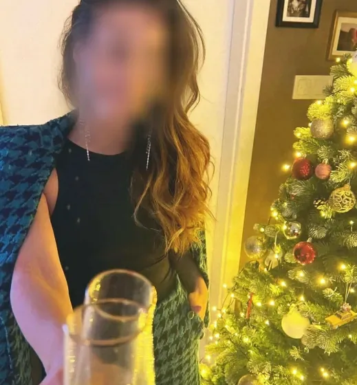 Emma, 35