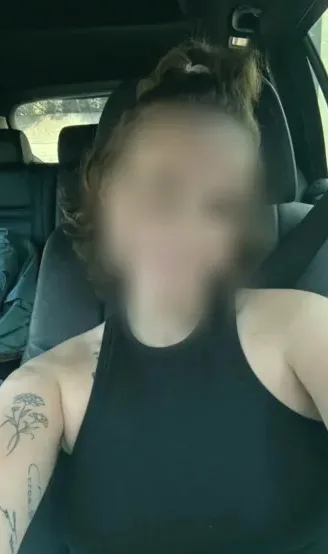 Greta, 35