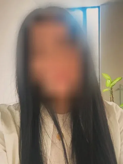 Katharina, 37