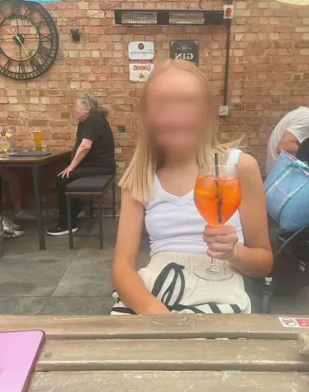 Magdalena, 26