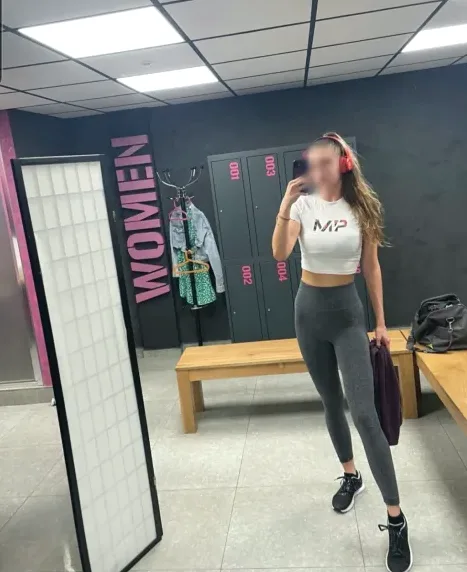 Sarah, 36