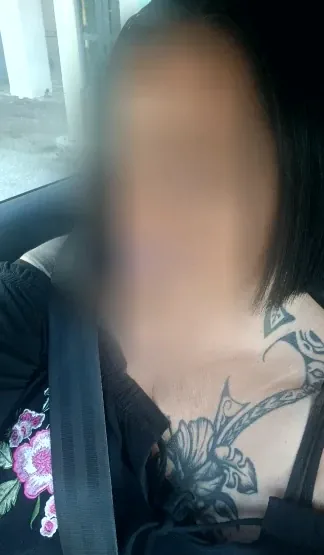 Silvia, 37