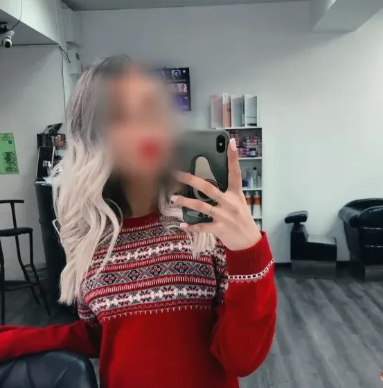 Sina, 35