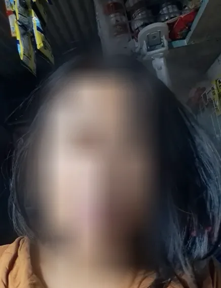 Sophia, 32